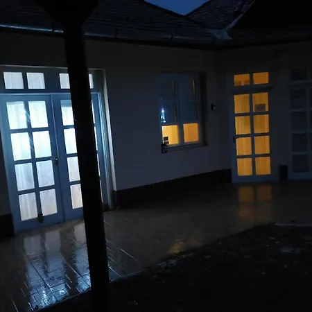 Patakparti Vendeghaz- - Kulcsos Haz Apartment Haromhuta