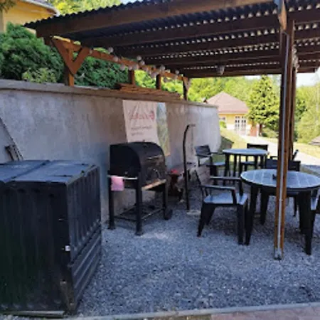 Patakparti Vendeghaz- - Kulcsos Haz Haromhuta